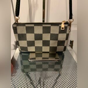 Checkerboard Crossbody Bag - Black & Cream